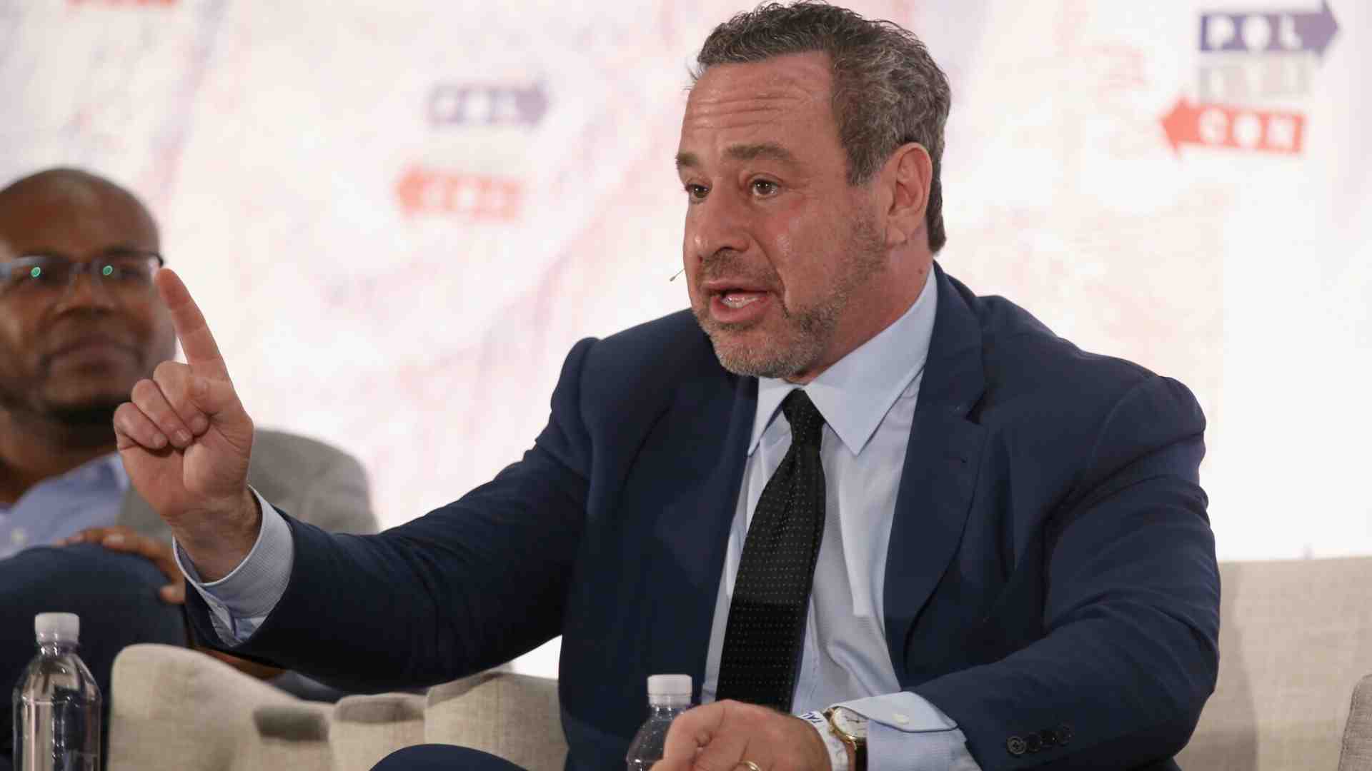 Immagine di David Frum risponde ai Maga imbizzarriti su X per “il voto di mia figlia”