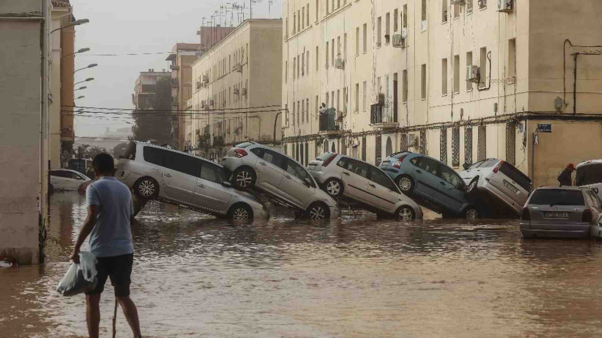 Immagine di «Tempesta perfetta» travolge Valencia: 95 le vittime