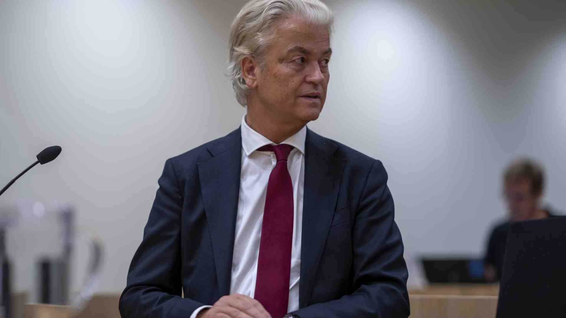 Immagine di L'Olanda vuole copiare il modello Albania sui migranti, ma il piano Uganda non funziona