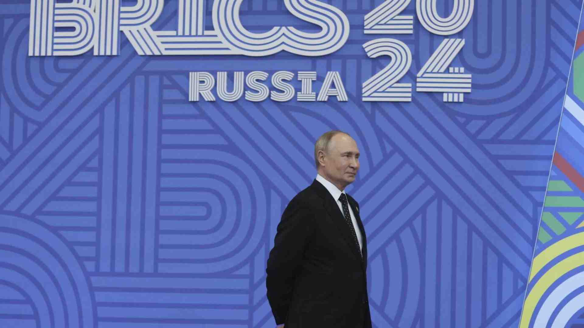 Immagine di Putin non è più così influente in Asia centrale, pure se ne ha bisogno