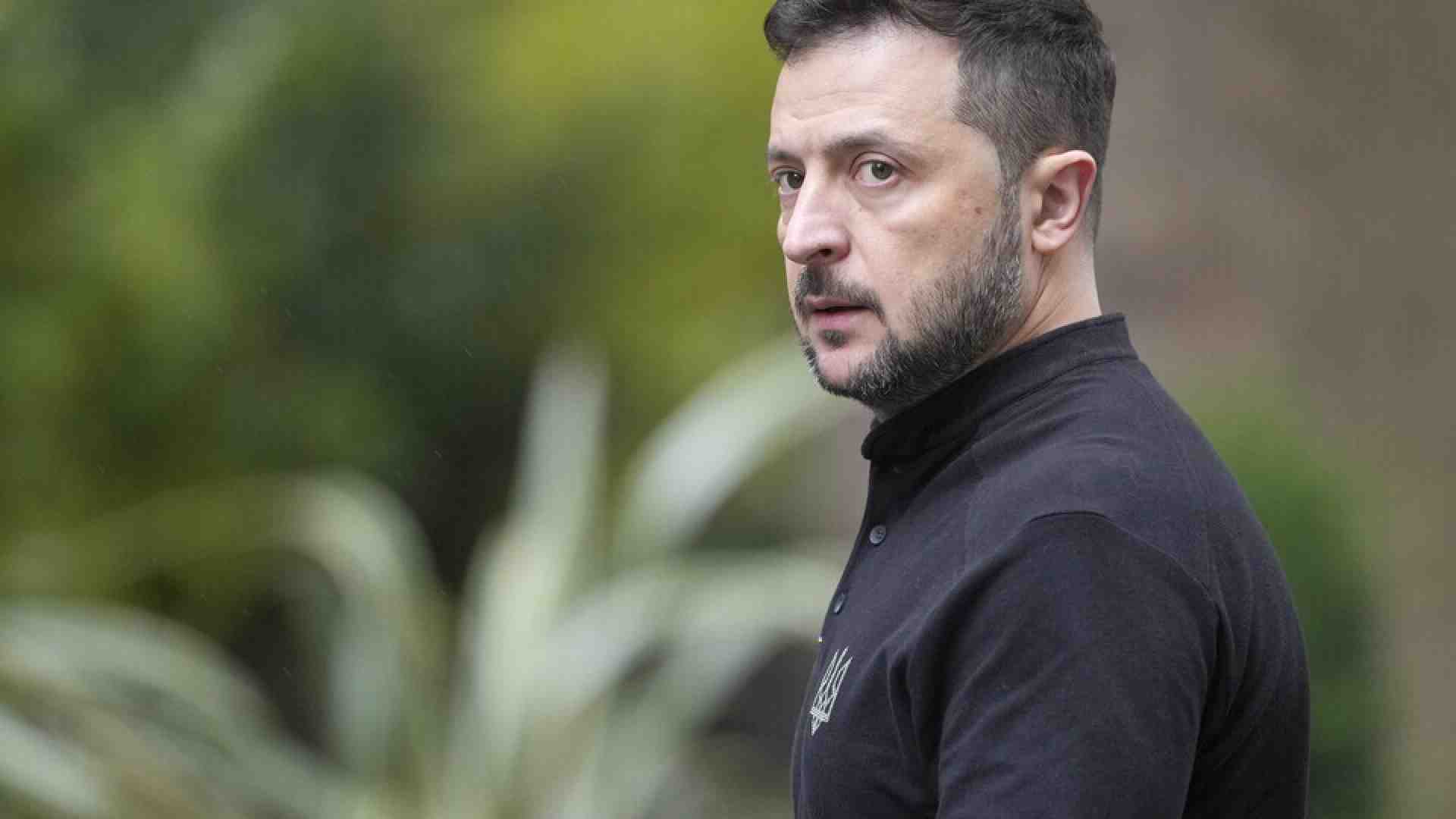 Immagine di I tag anti ucraini sulle auto in Francia