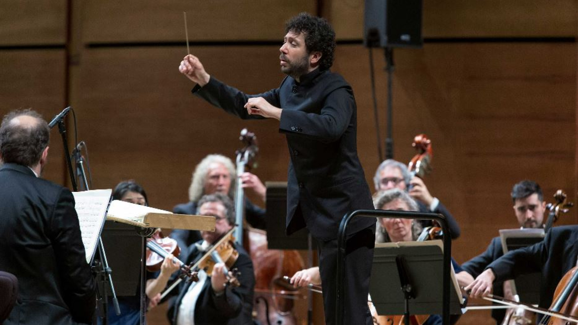 Immagine di Il direttore Gamba: «Il Requiem e la Tosca, la grande musica per i giovani»