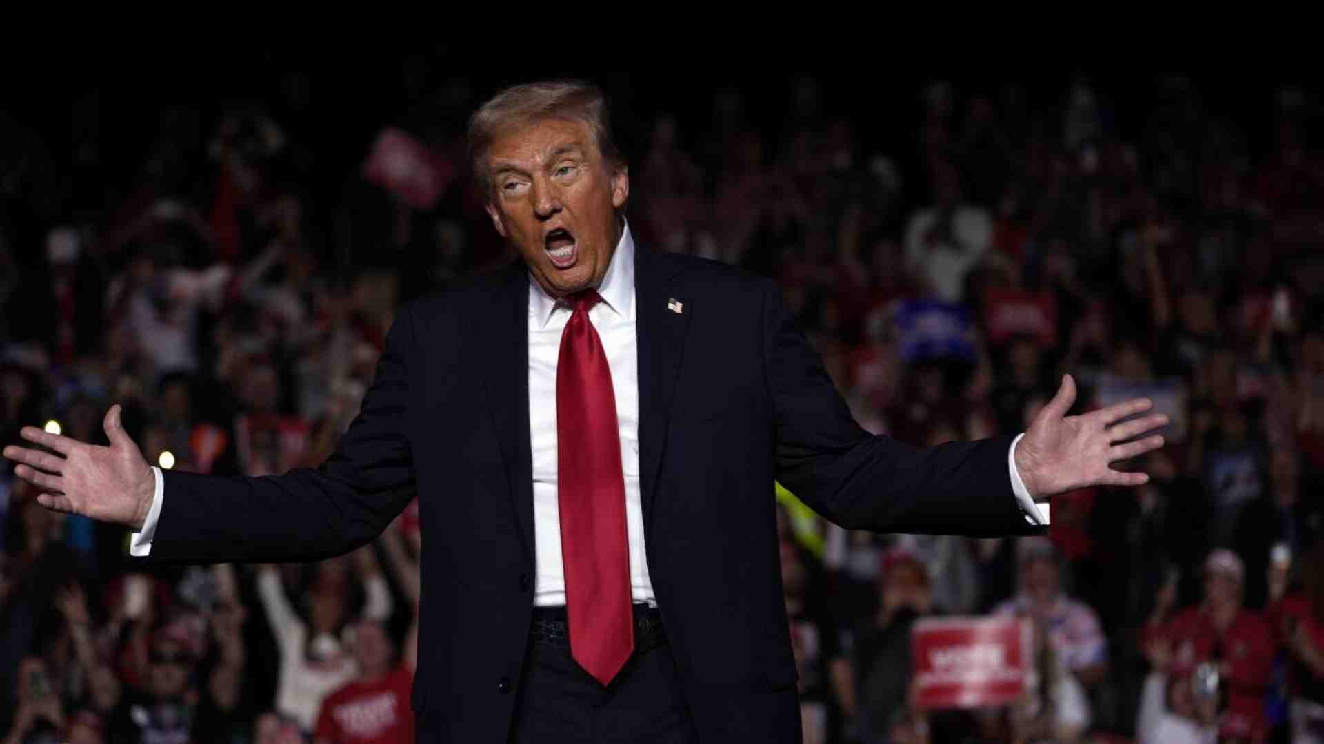 Immagine di Le minacce di Donald Trump a Liz Cheney