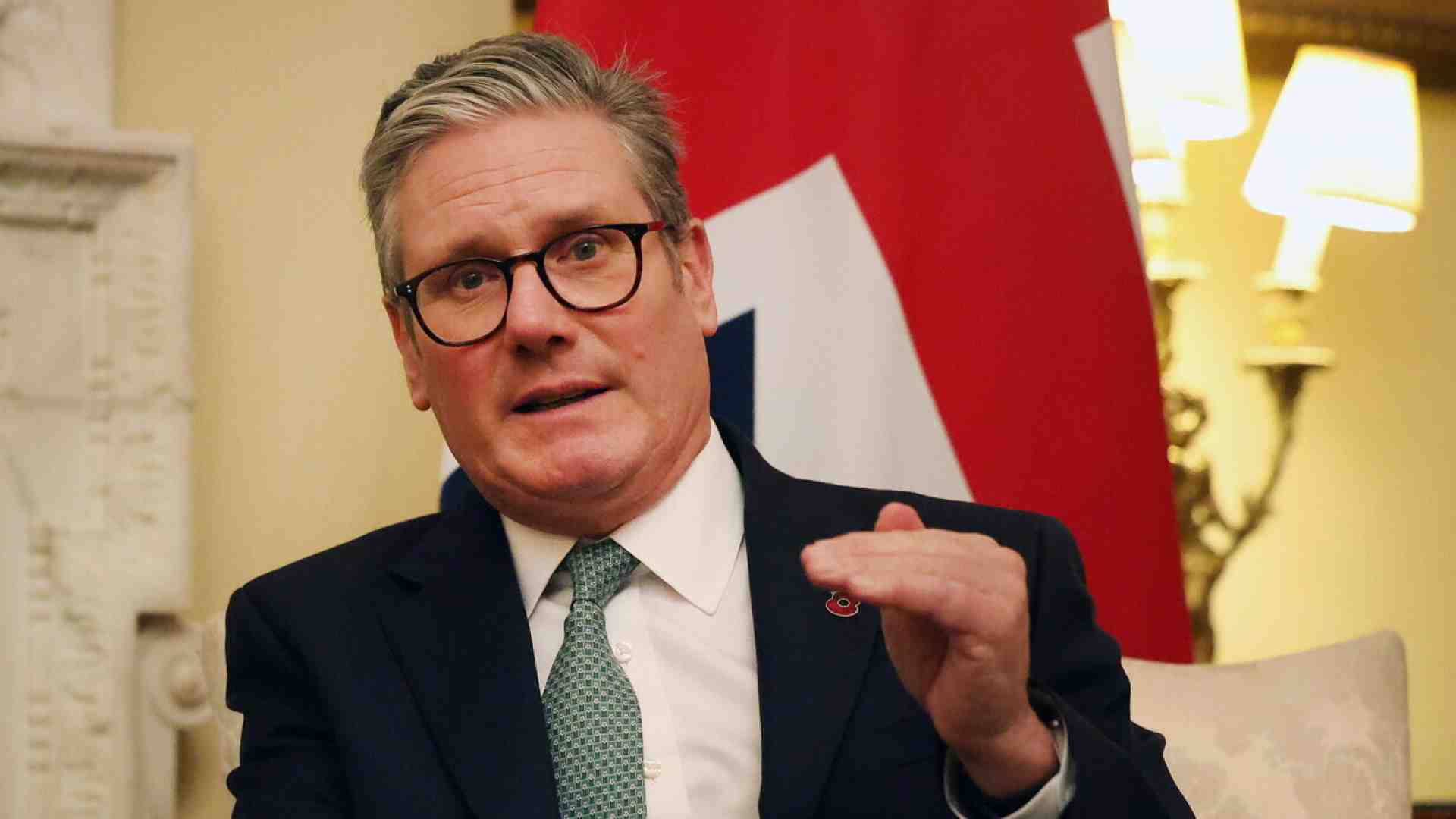 Immagine di La finanziaria di Starmer tassa-e-spendi raccoglie critiche, dubbi e paure