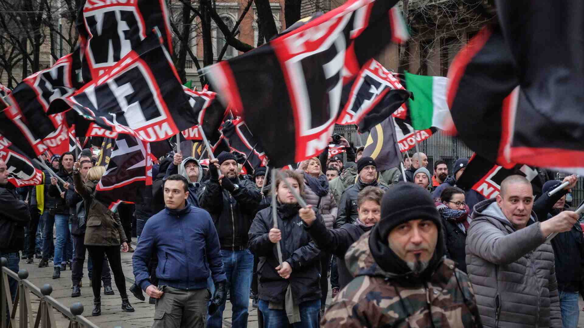 Immagine di Viviamo l’èra triste dell’iperpolitica, fallimentare e miope come l’antipolitica