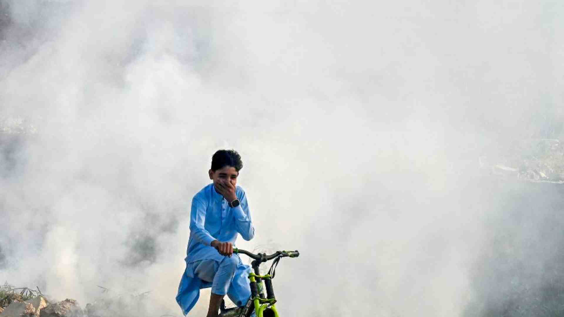 Immagine di Quando l'aria diventa un nemico: Lahore nella morsa dello smog