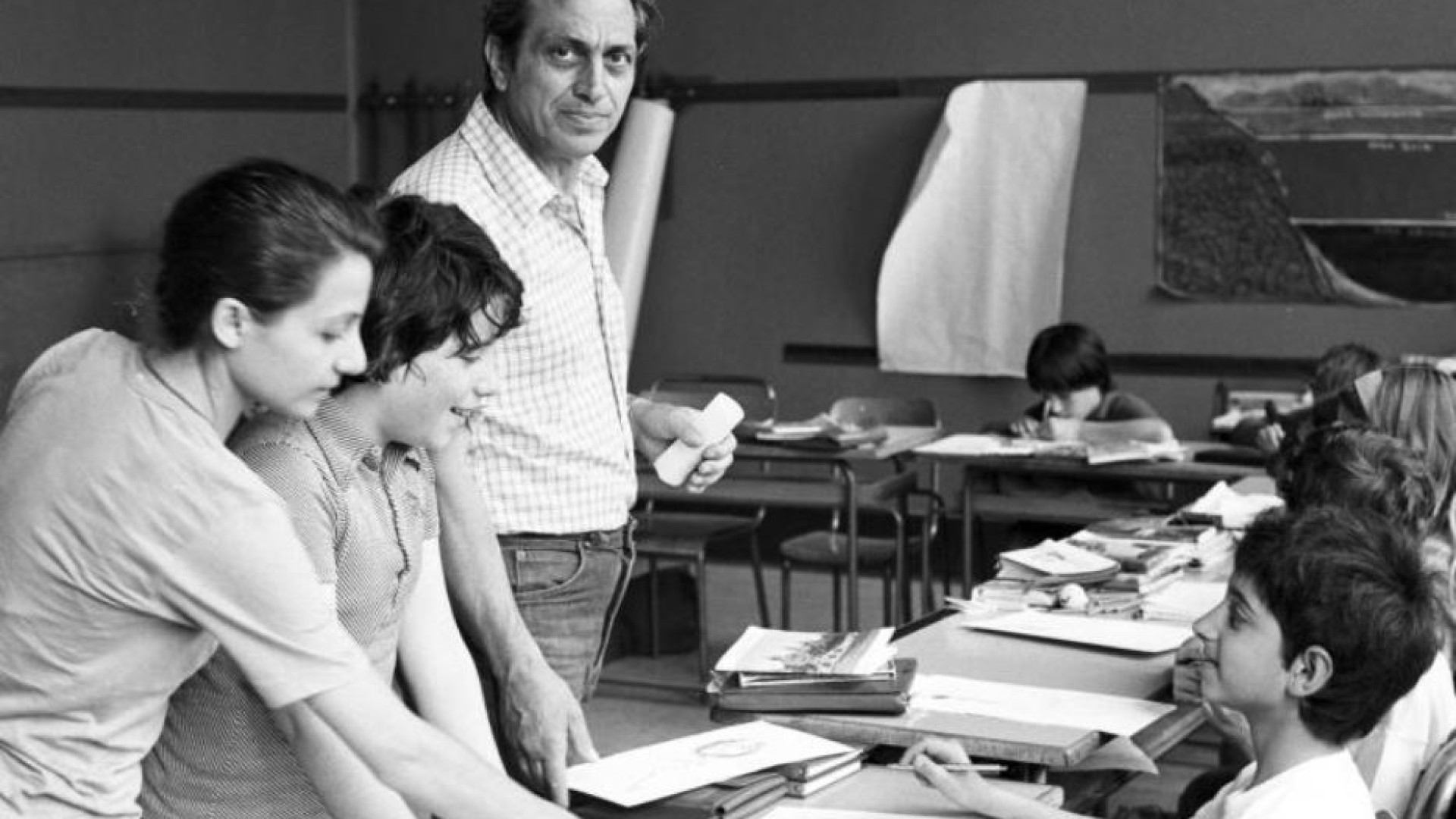 Immagine di Manzi, il maestro che insegnò in tv a diventare italiani