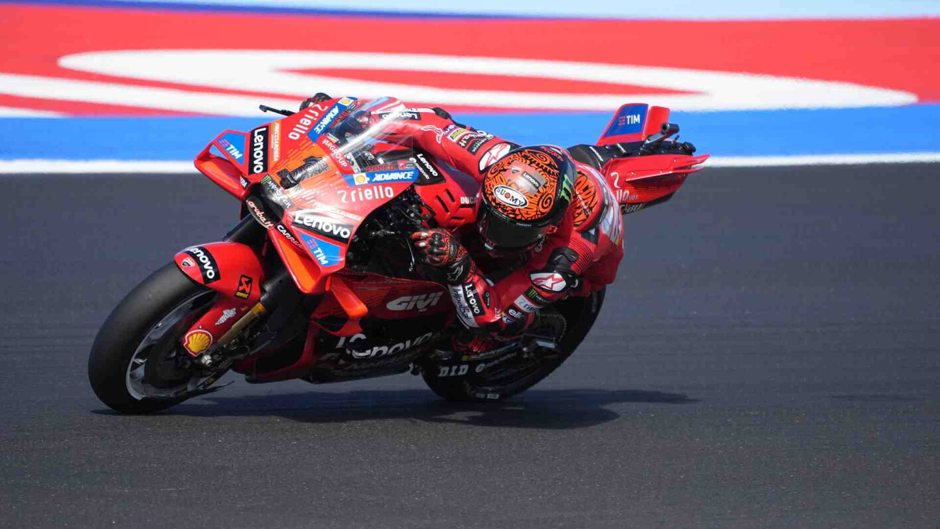 Immagine di Bagnaia trionfa in Malesia e tiene vivo il sogno mondiale