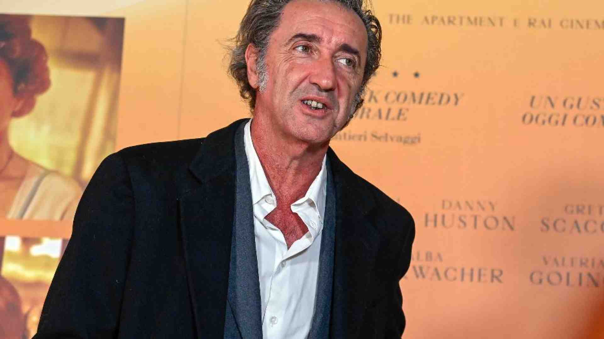 Immagine di La scena col vescovo e San Gennaro: la sterile estetica di “Parthenope”