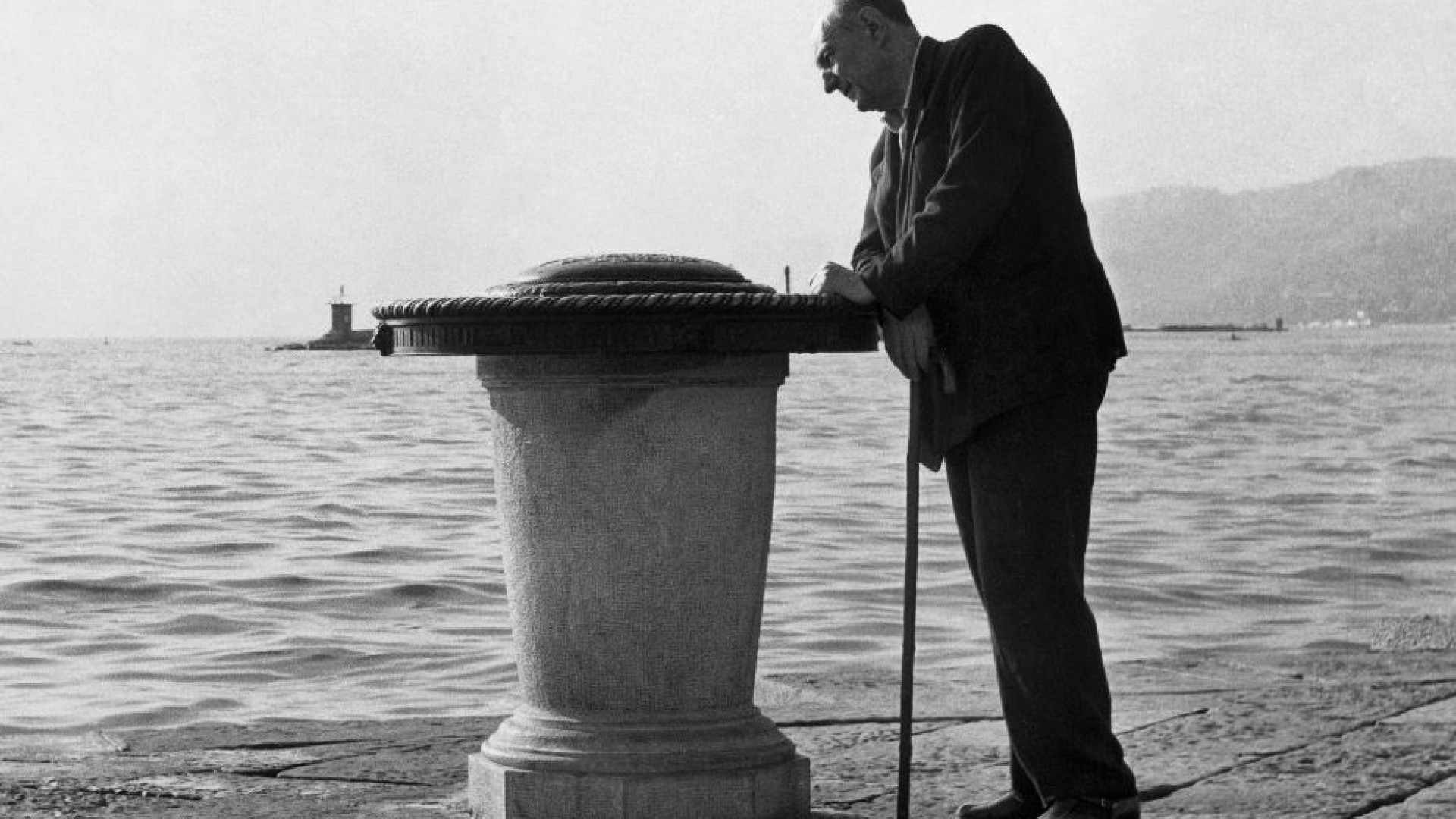 Immagine di Madre triste e padre «assassino». Ma la ferita è diventata poesia