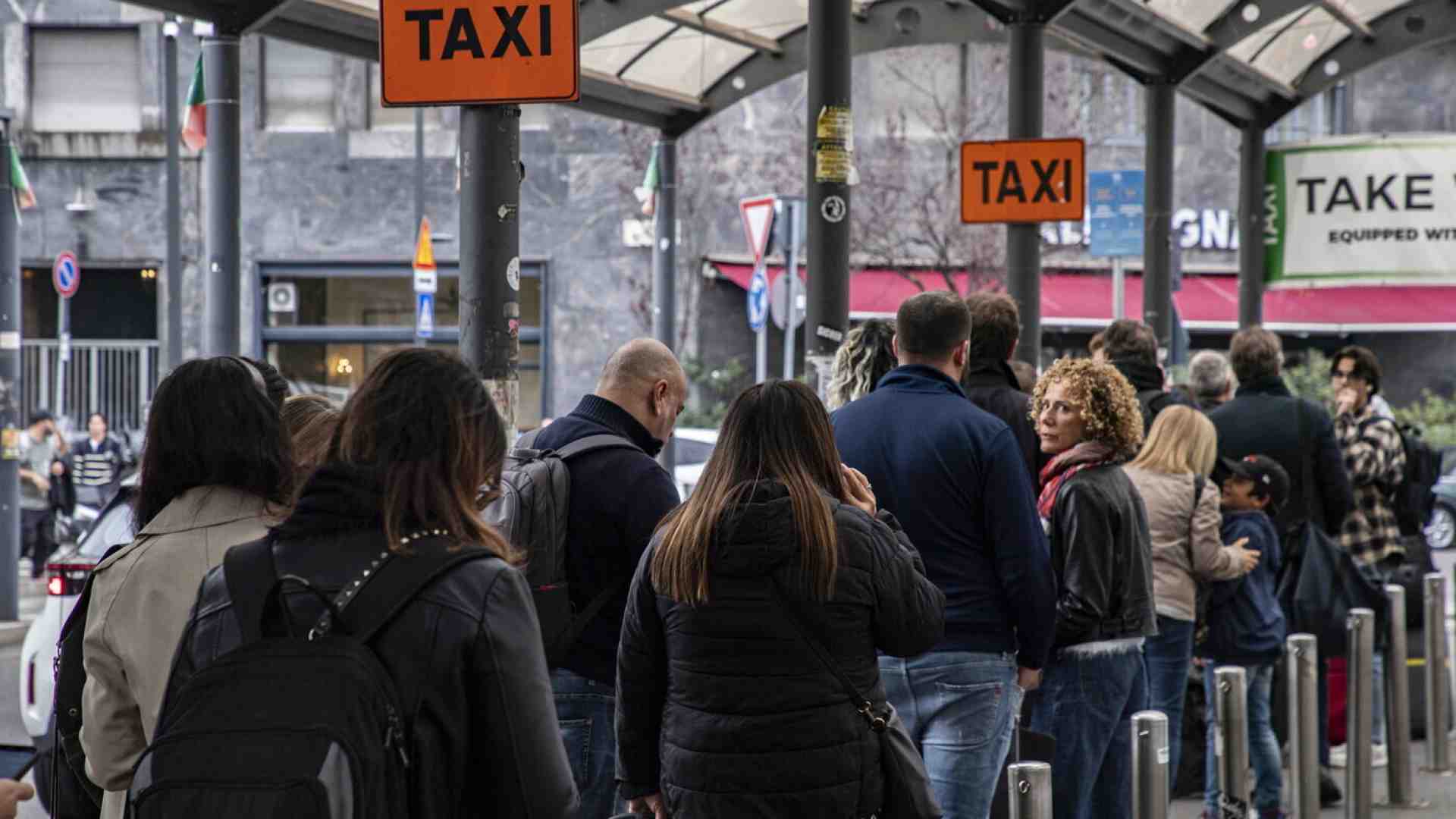 Immagine di I taxi vogliono il monopolio e pure il surge pricing. Insaziabili
