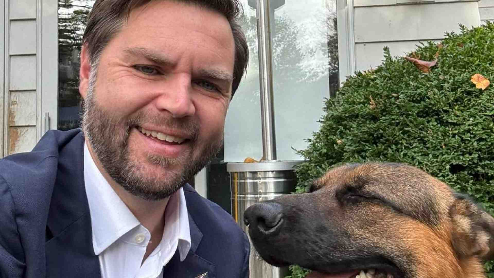 Immagine di Chi è Vance, il numero 2 alla Casa Bianca che definì Trump un idiota