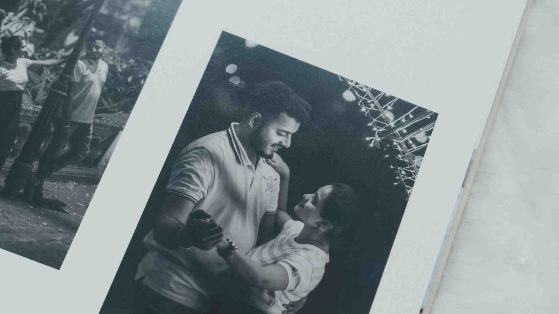 Immagine di Torna Andrea De Carlo con i doni e con i danni di chi è venuto prima di noi