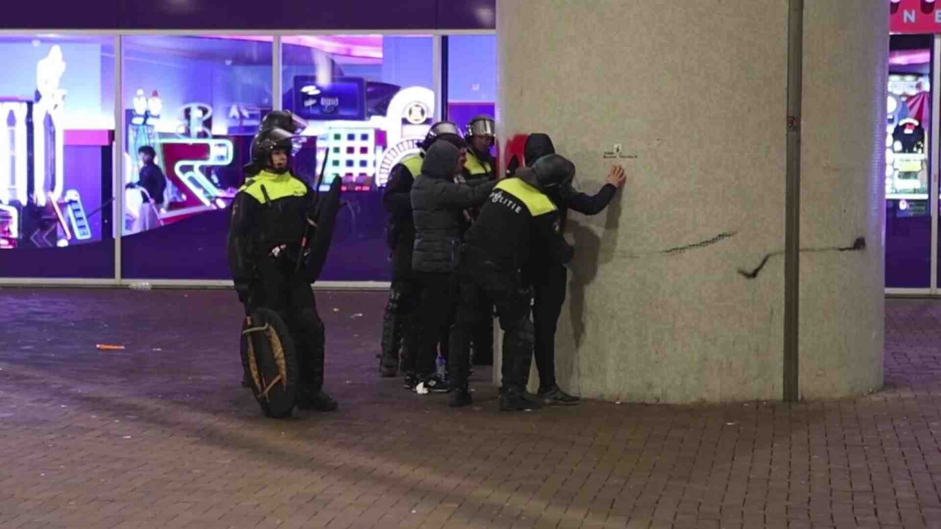 Immagine di Il terrore e un desiderio: fuggire. I racconti dei testimoni dopo la partita Maccabi Tel Aviv contro Ajax