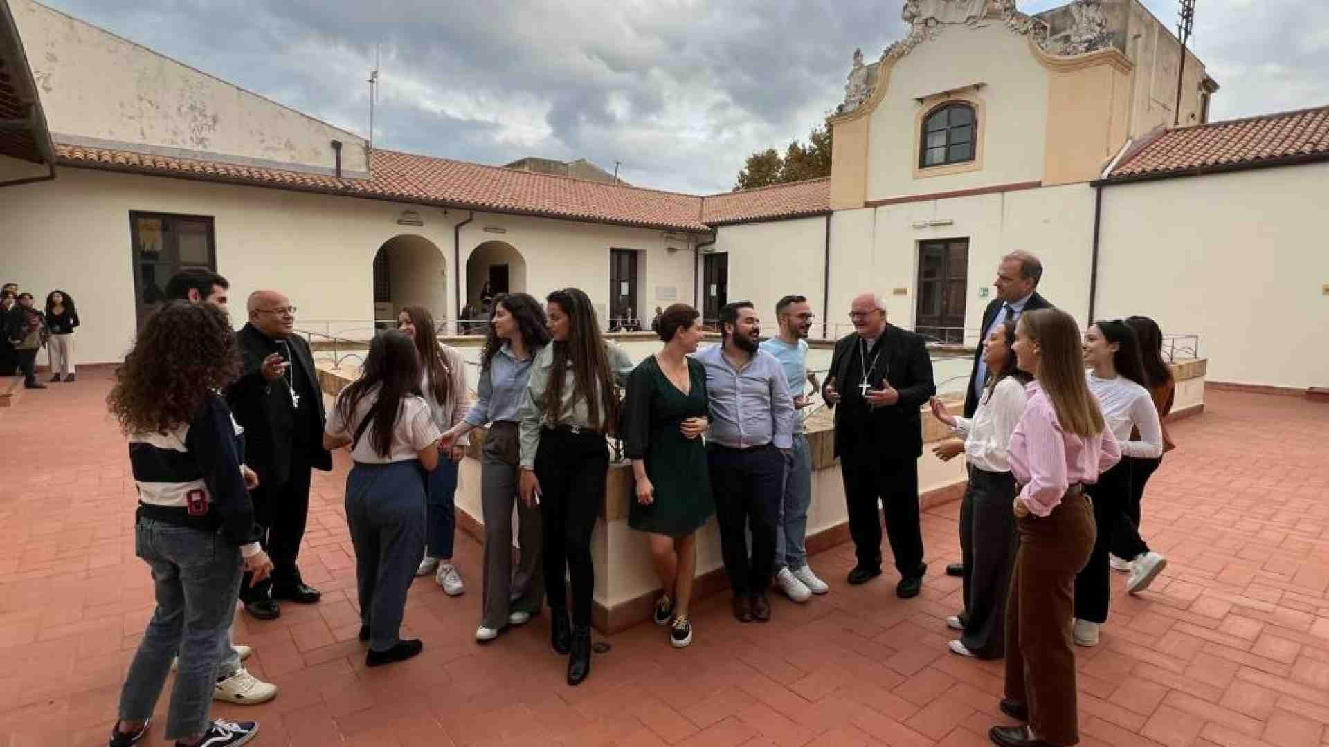 Immagine di «Integrare i migranti, non nasconderli. Basta tempi lunghi sulla cittadinanza