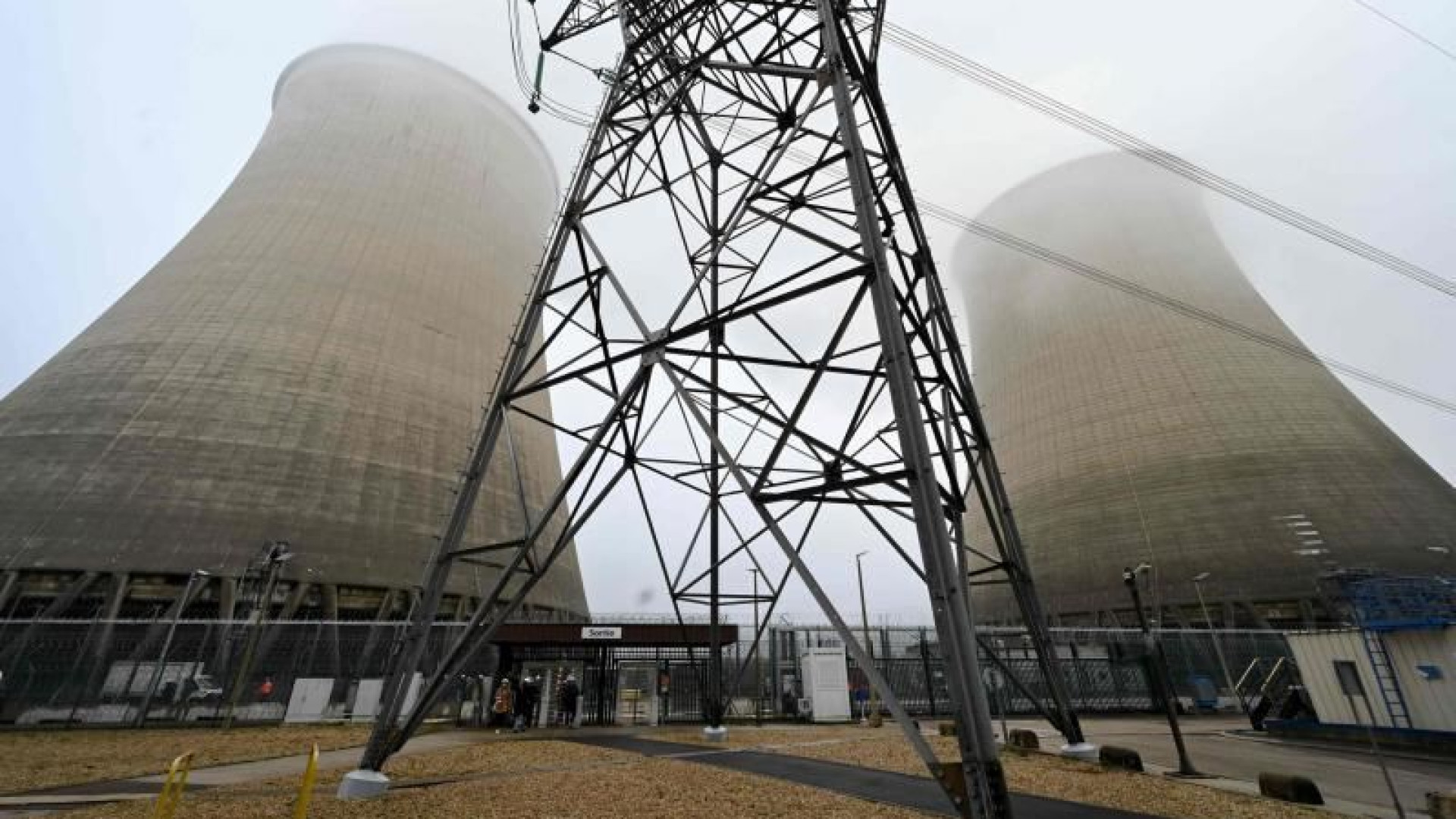 Immagine di La transizione del governo: «Il nuovo nucleare è sicuro»