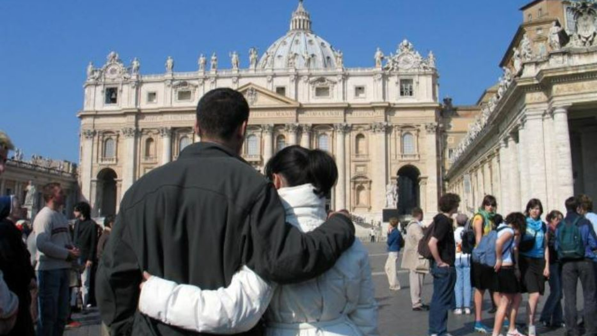 Immagine di L’Italia si sente ancora cattolica ma vorrebbe una Chiesa al passo coi tempi