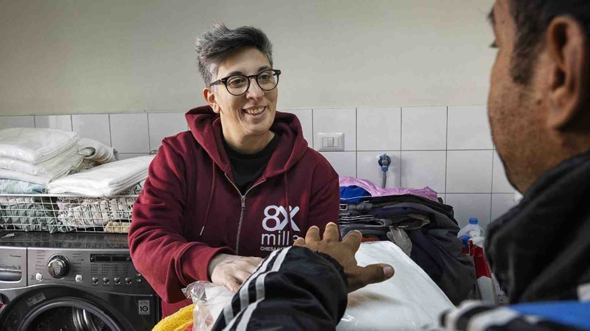 Immagine di Il dormitorio nel cuore di Salerno: «Chi fa fatica trova riposo e ascolto»