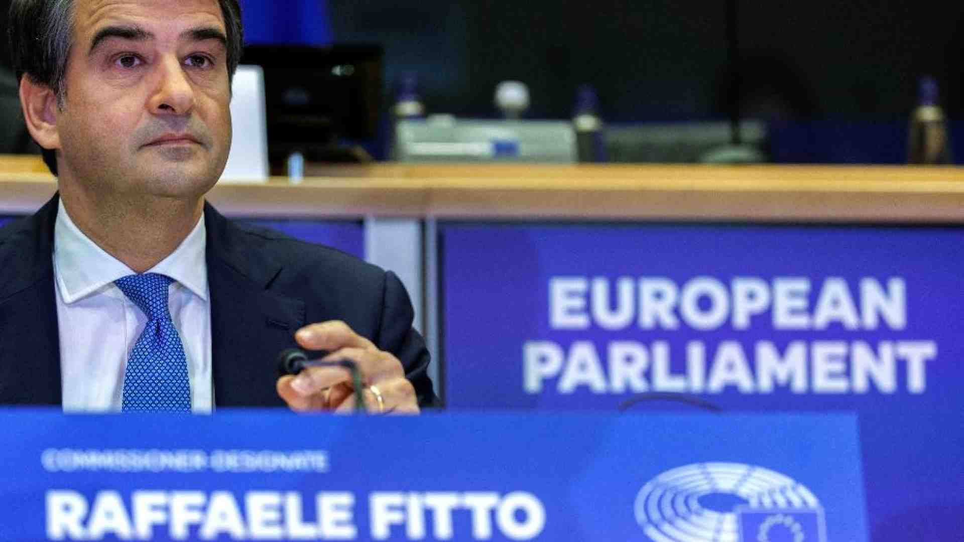 Immagine di Il discorso ai commissari: «Non sono fascista, io per l'Europa»