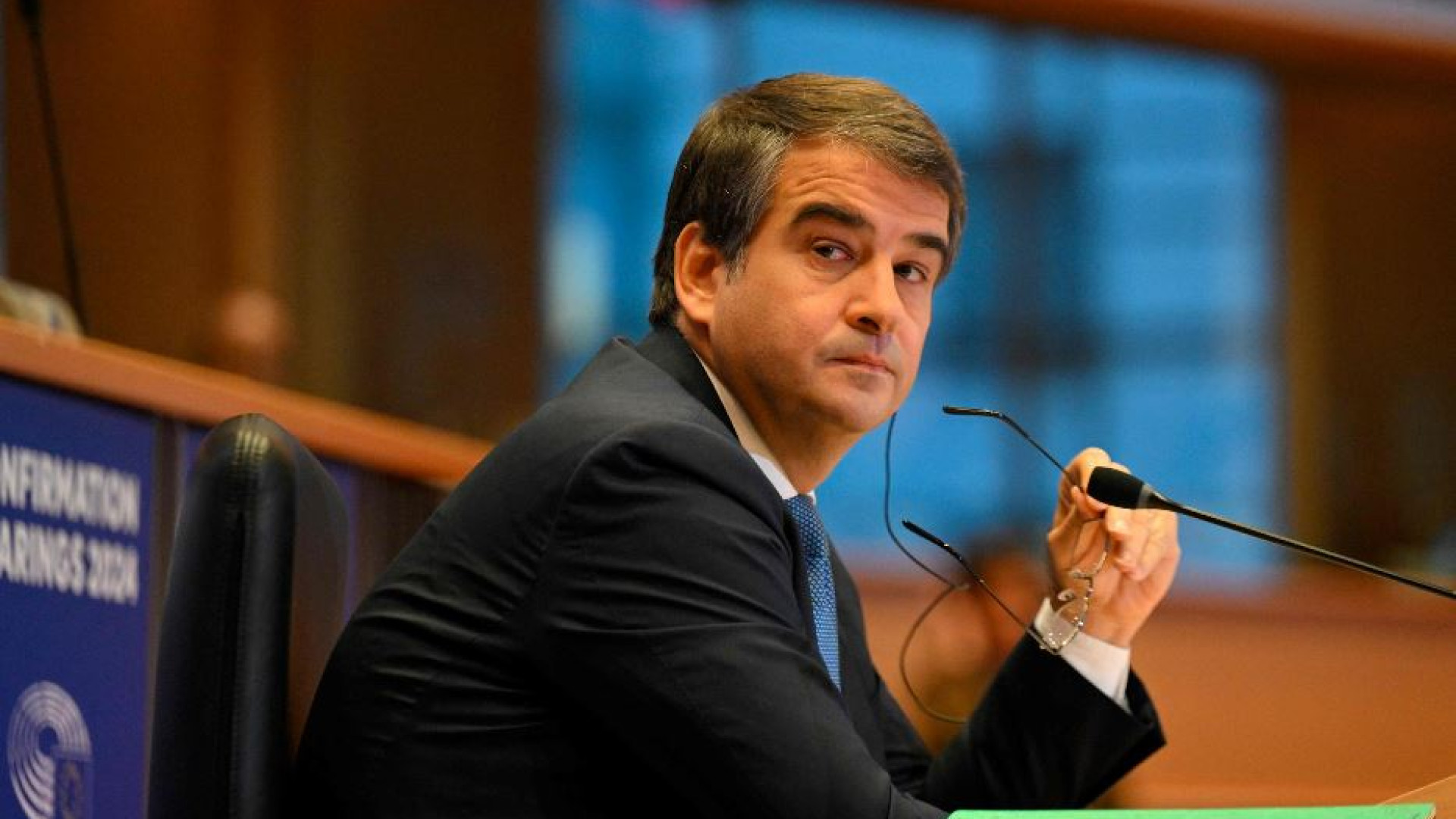 Immagine di Slitta l’ok a Fitto e alla Commissione. La doppia partita europea e italiana