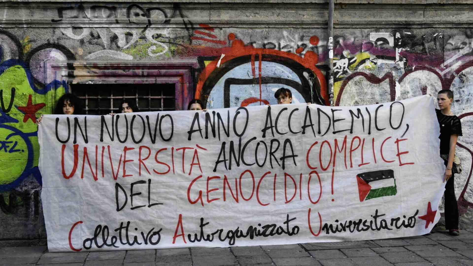 Immagine di “Fuori i sionisti dall’università”. Il vergognoso coro nei campus e il partito trasversale antioccidentale