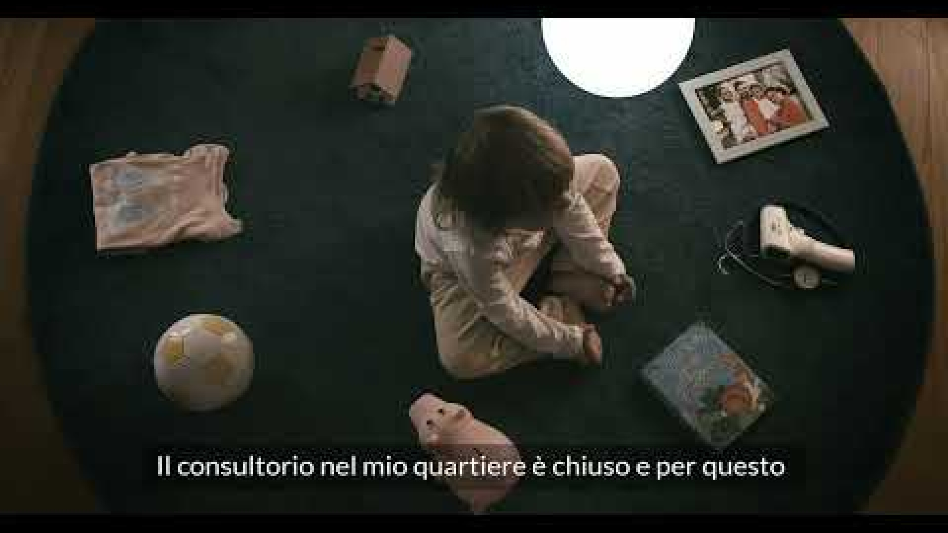 Immagine di L'Italia dei pochi bambini sempre più poveri. I rincari anche sulle pappe