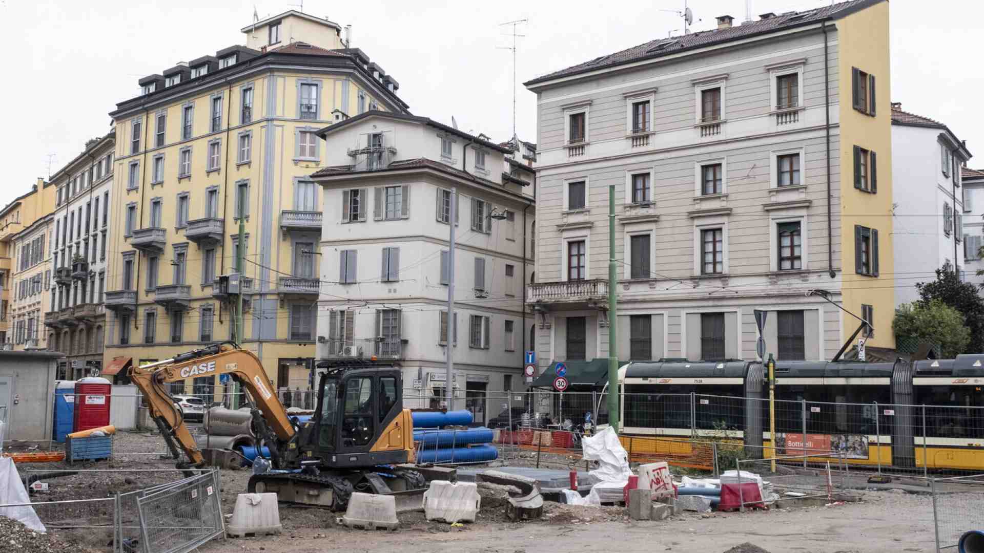 Immagine di Milano si arrende. La marcia forzata di un’indagine che non attende il Parlamento