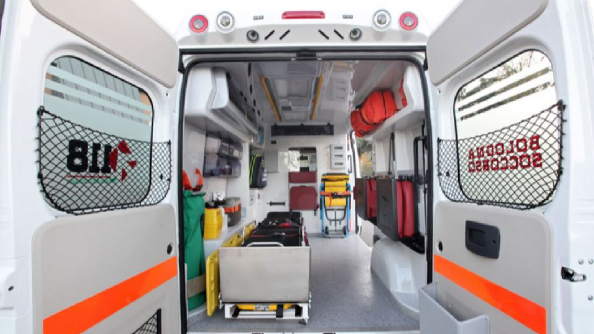 Immagine di Muore in un incidente stradale per proteggere la moglie
