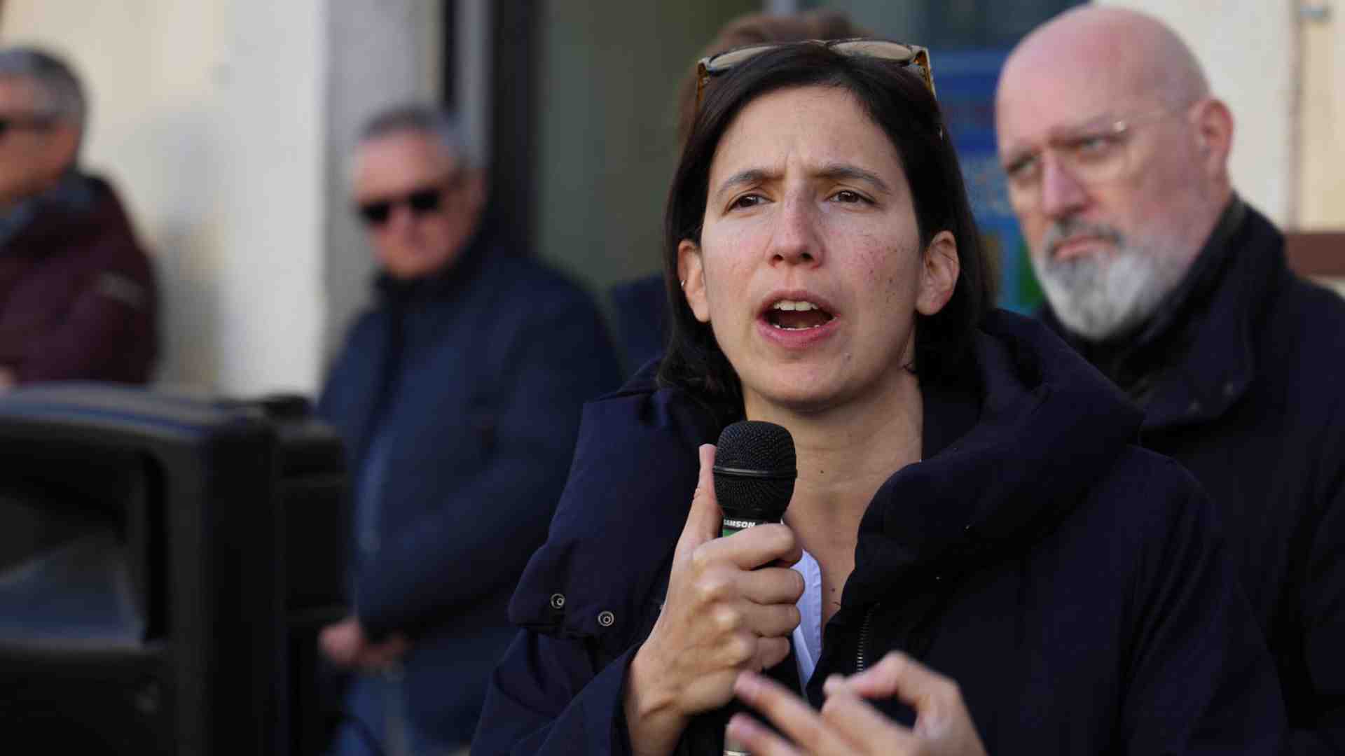 Immagine di Schlein chiede fondi per la Sanità ma dimentica i tagli del Pd