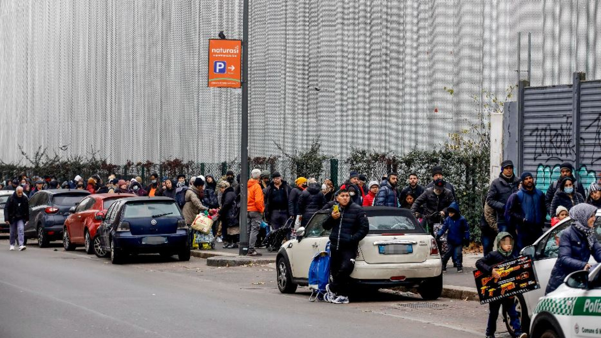 Immagine di Il messaggio a Bruxelles: la crescita non basta contro la miseria