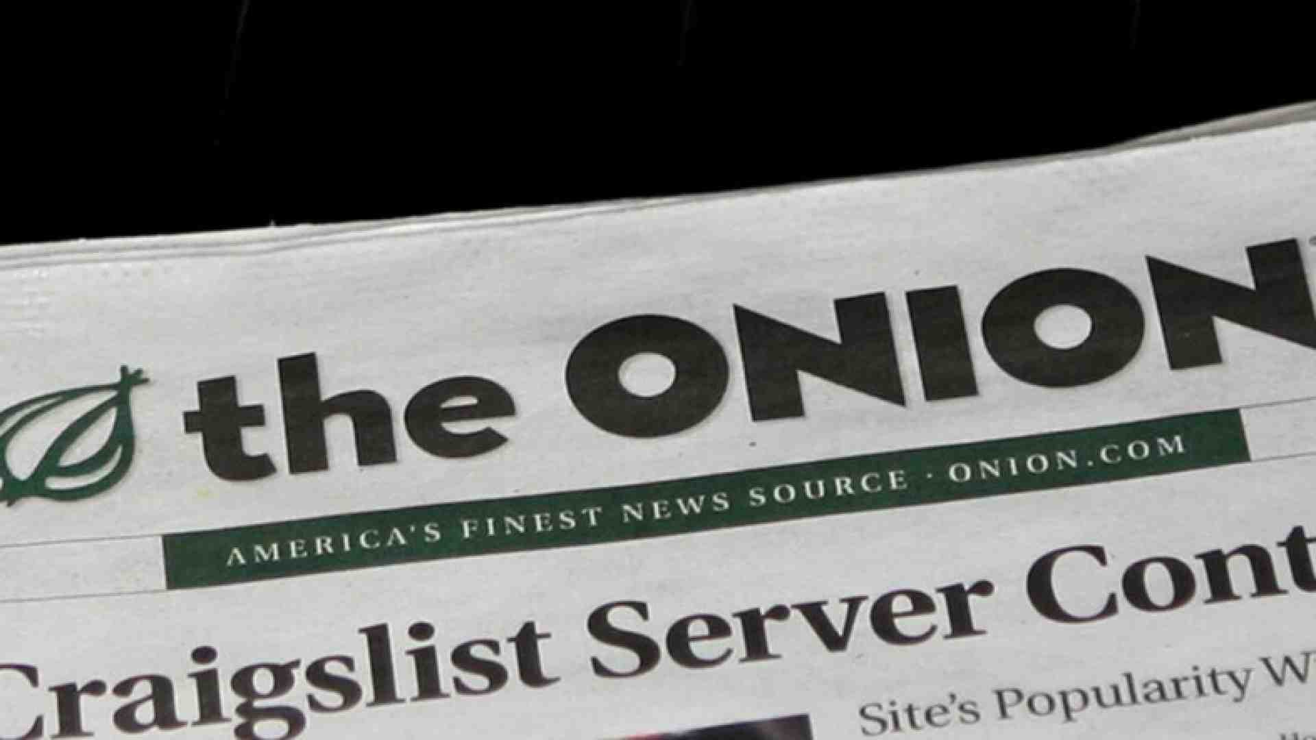 Immagine di The Onion acquisisce Infowar di Alex Jones. Una lezione ai complottisti