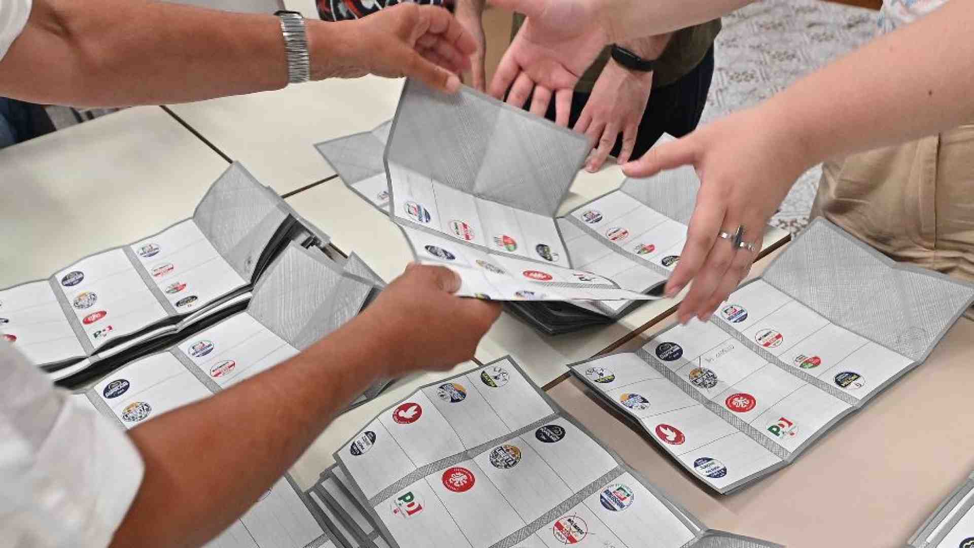 Immagine di Tutto sul voto in Emilia Romagna e Umbria: i candidati e le partite aperte