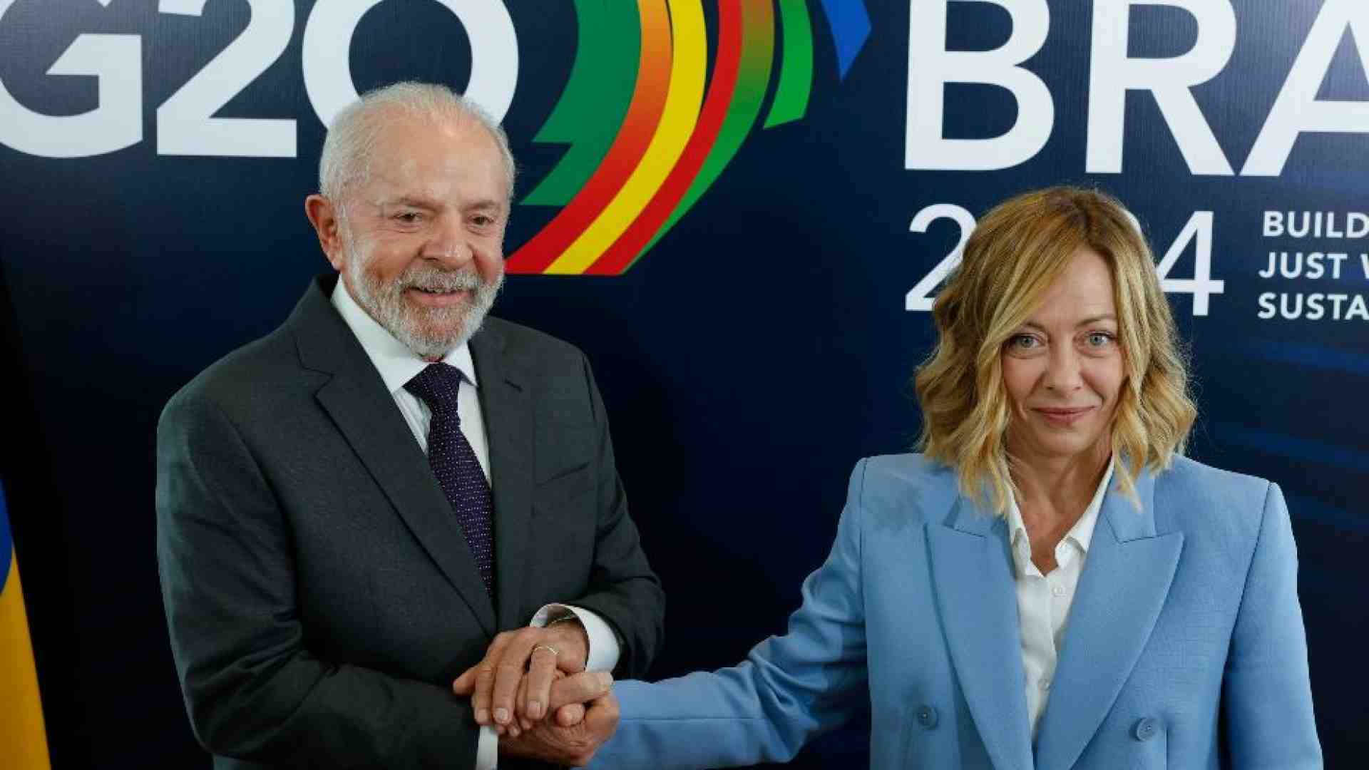 Immagine di Sulla tassa ai ricchi Meloni è più vicina a Lula che a Milei