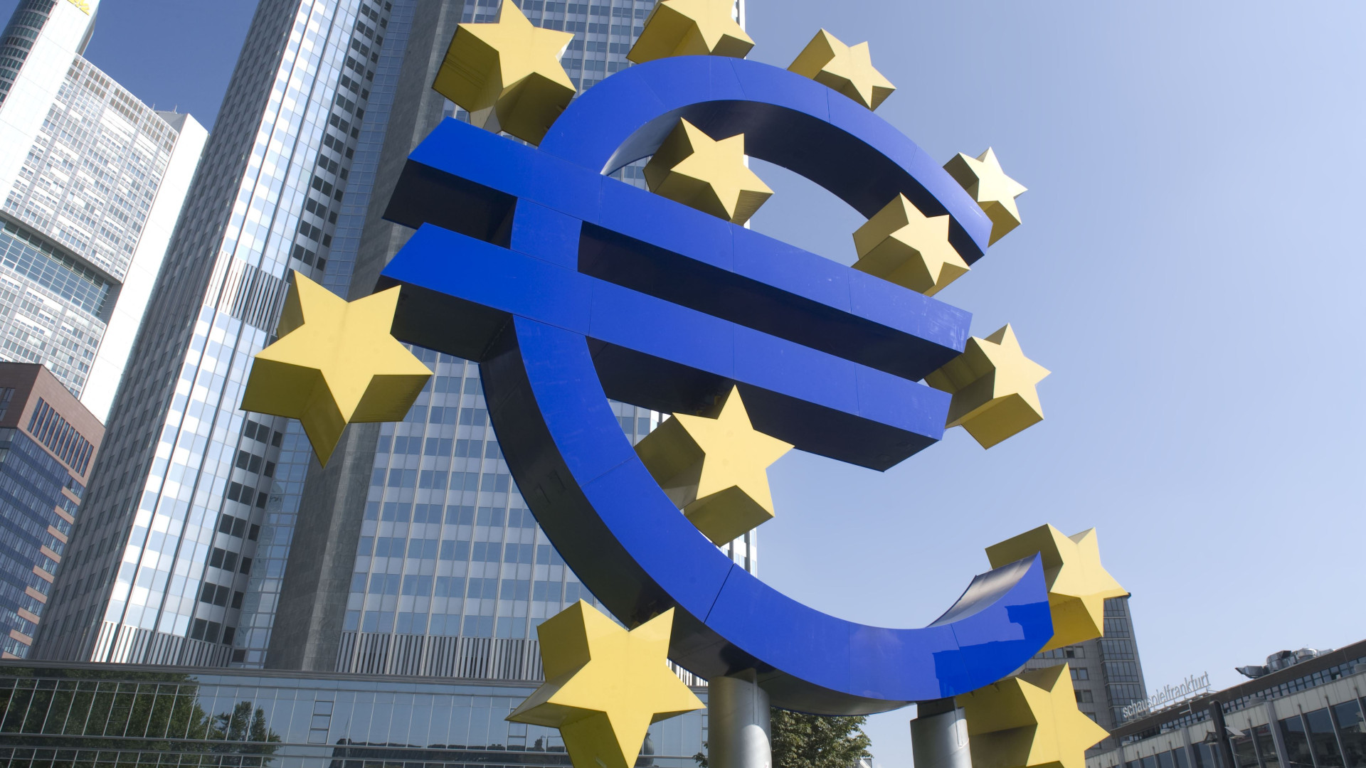Immagine di Allarme Bce: tra rischio dazi e incertezze crescono i timori sul debito