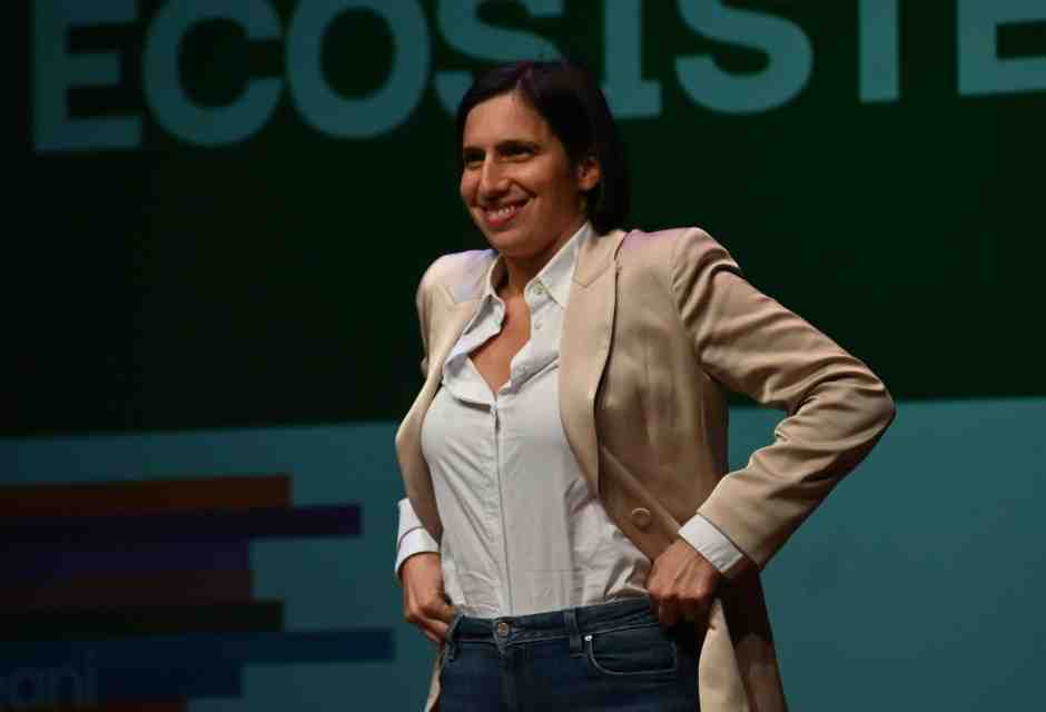 Schlein, sua sanità fa scattare l'operazione "ospedali". Sognando Palazzo Chigi
