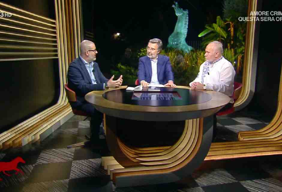 Nello Scavo e Volodymyr Sahaidak a "Il cavallo e la torre" su Rai 3