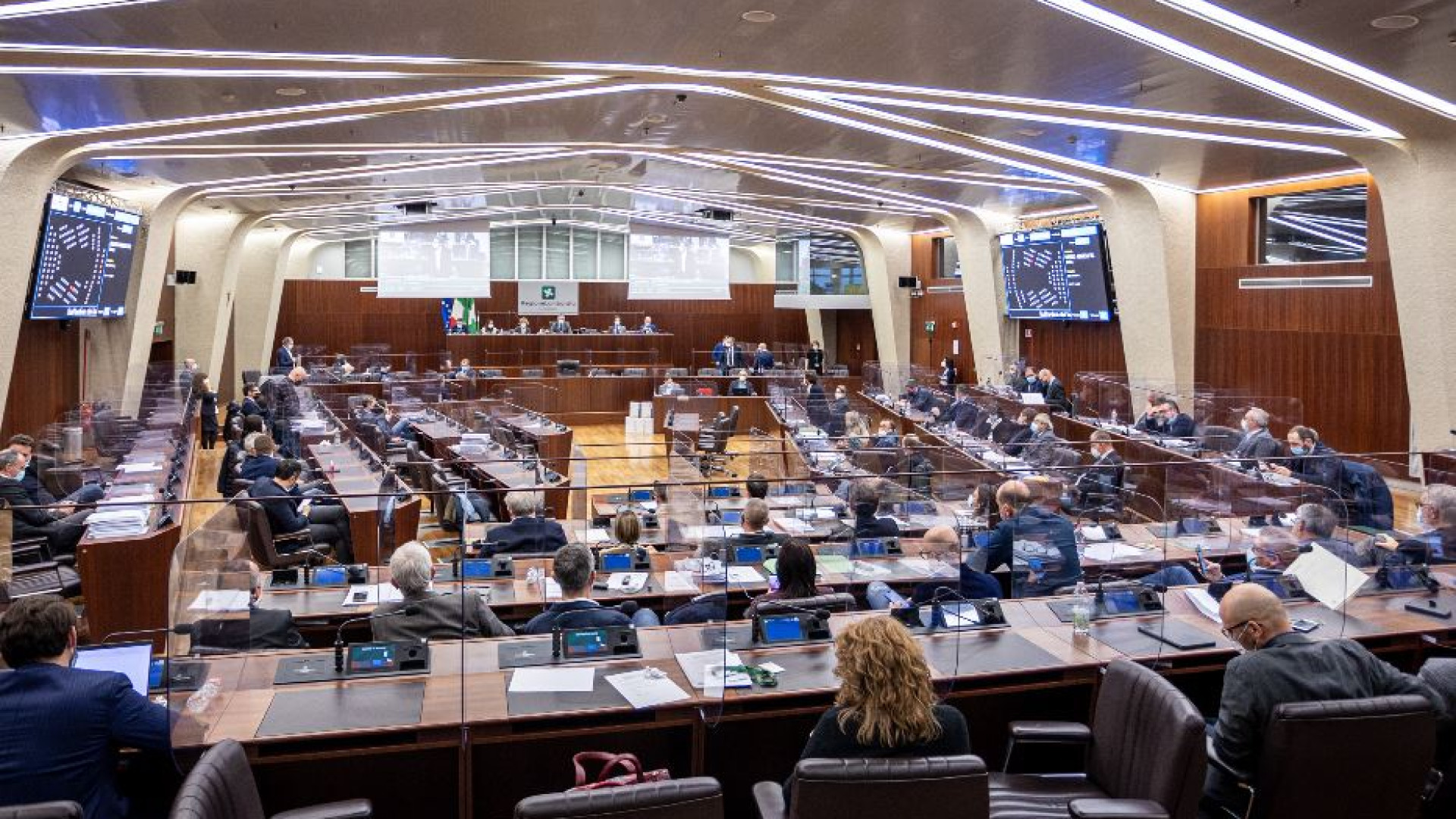 Immagine di Leggi regionali? Ecco i fronti aperti (e perché non sono la soluzione)