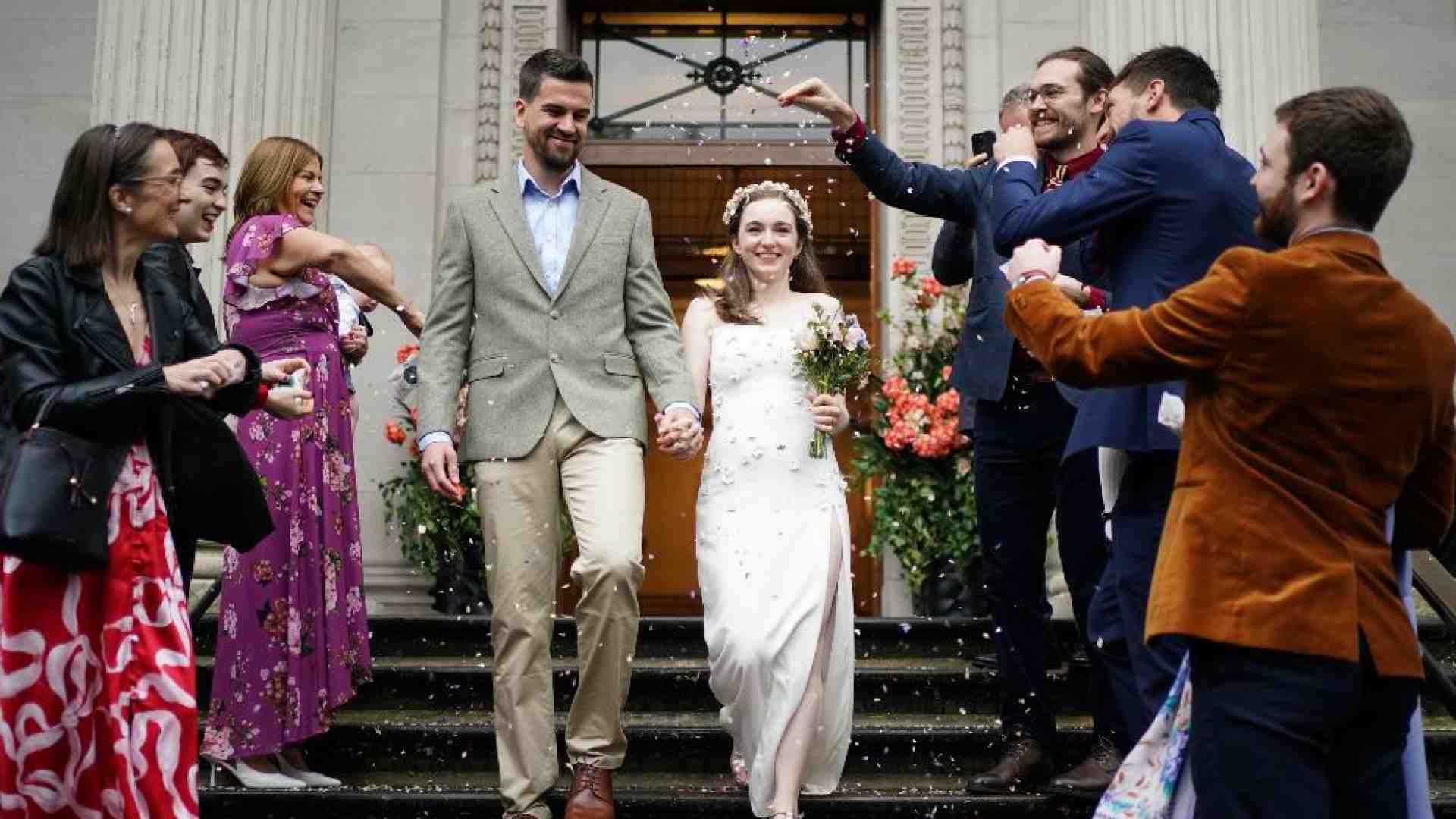 Immagine di Matrimoni in (rapido) calo, qual è il male oscuro?