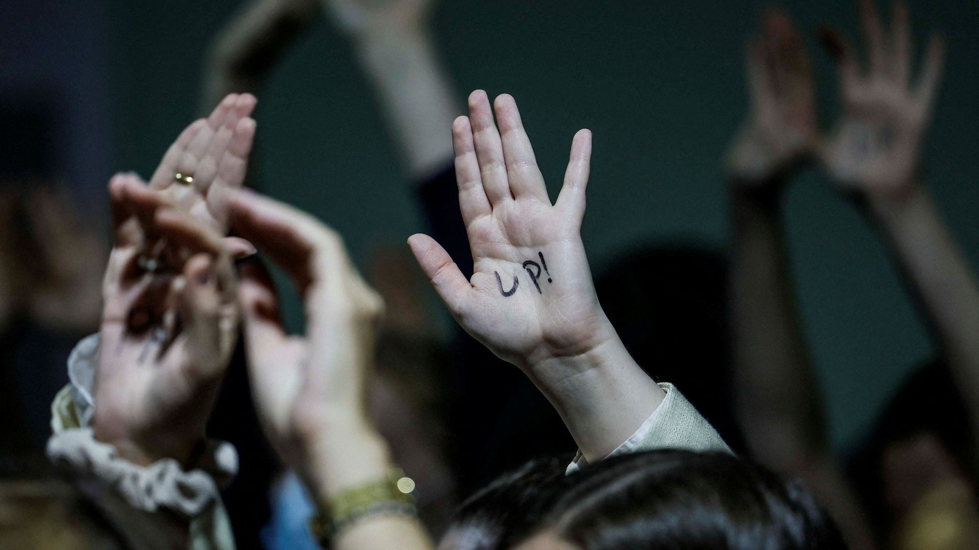 Immagine di Il caos della Cop29: «Non c'è azione per il clima dove non c'è pace»
