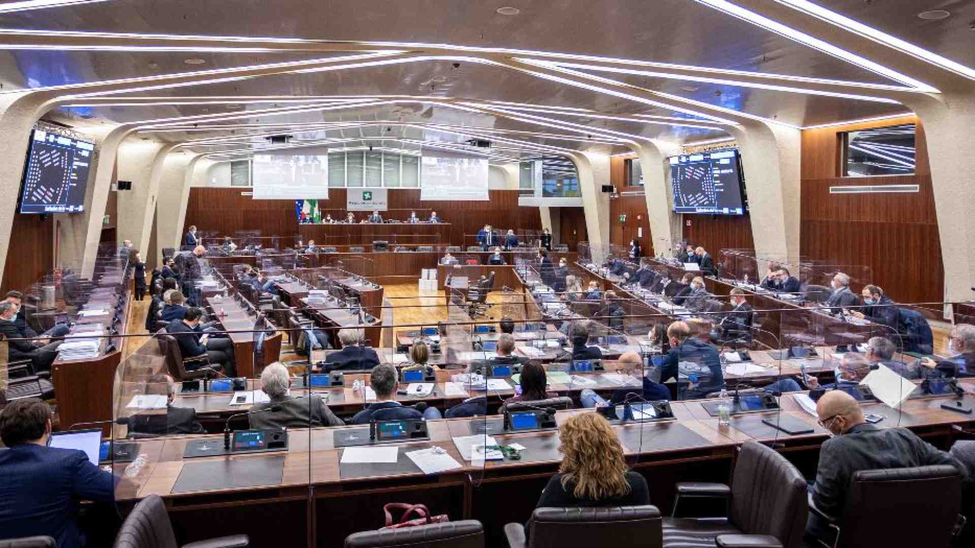 Immagine di Leggi regionali? Ecco i fronti aperti (e perché non sono la soluzione)