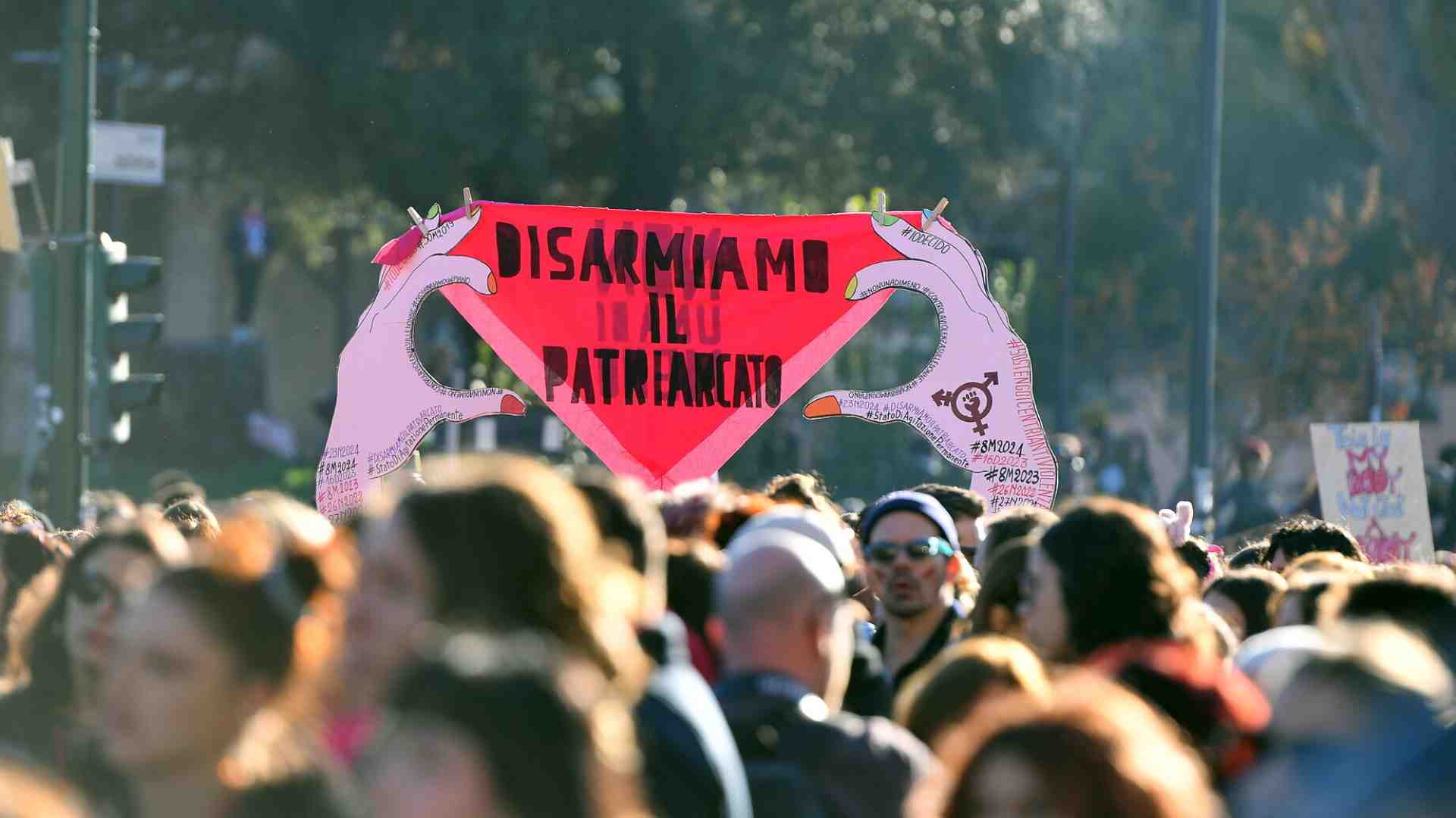 Immagine di Urlare contro il patriarcato adottandone i tratti culturali e l’aggressività. Che peccato