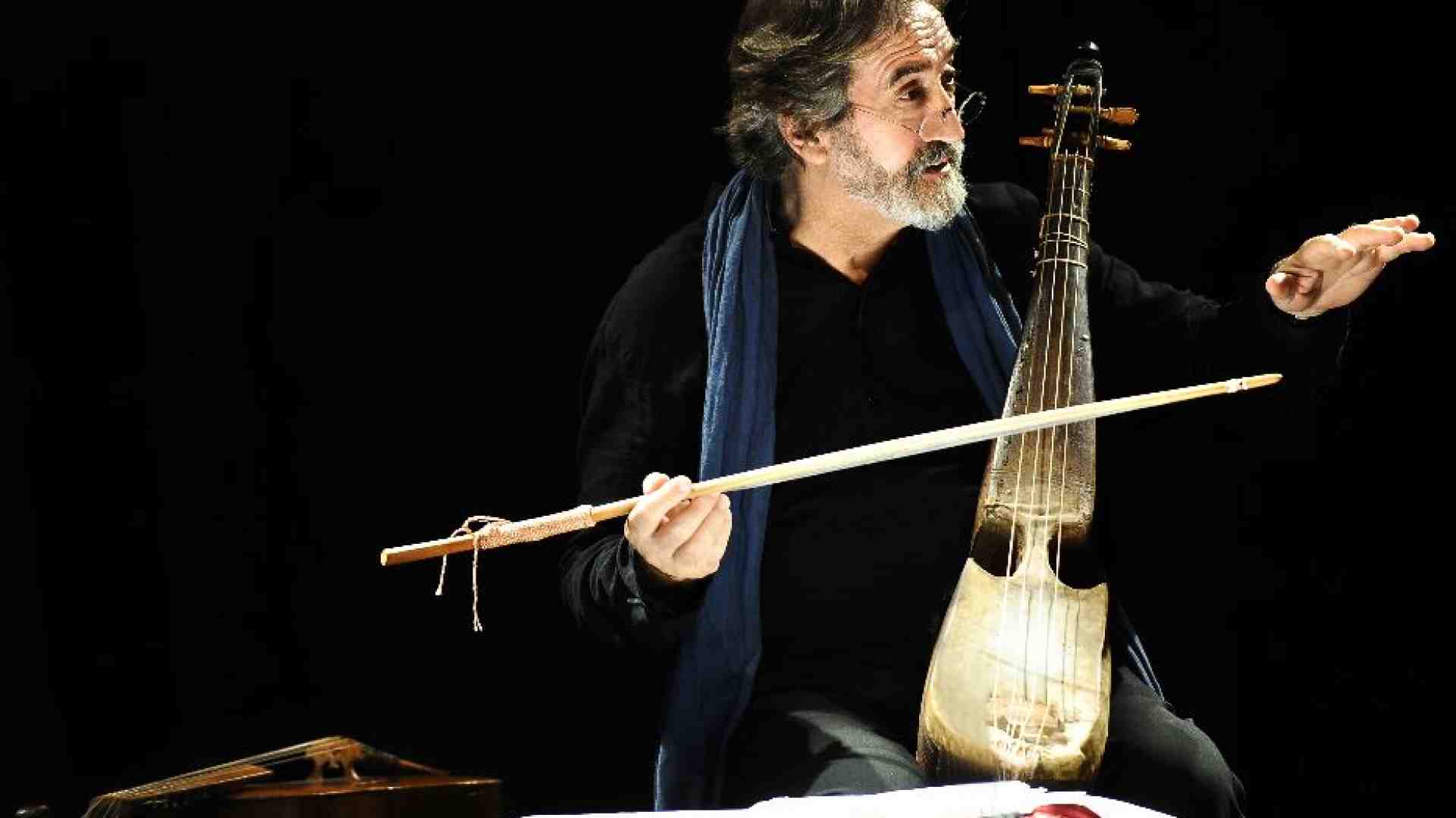 Immagine di Jordi Savall: «La musica? È il dialogo delle anime»