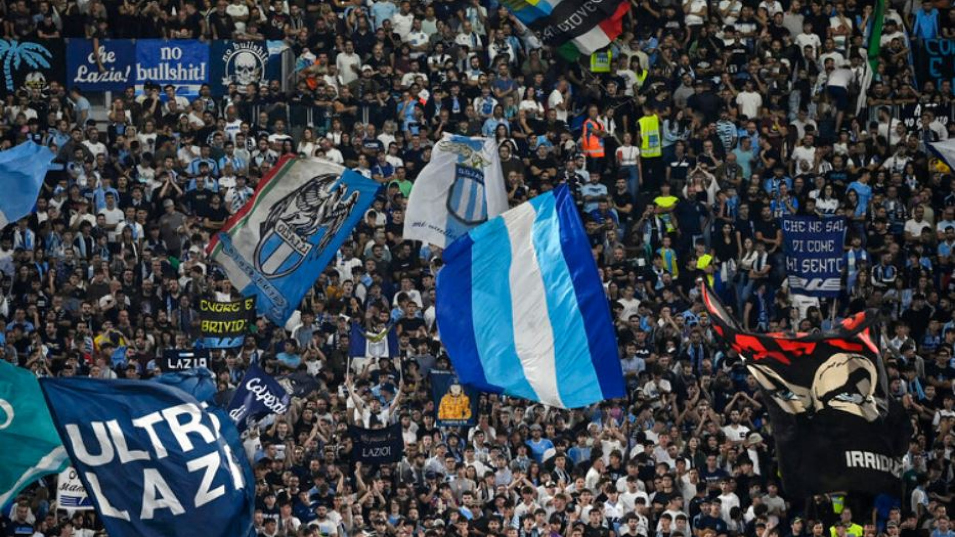 Immagine di Amsterdam vietata ai tifosi della Lazio