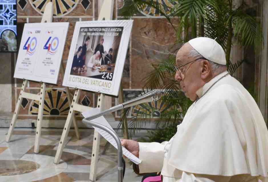 Il Papa: "In Ucraina e Palestina prevale la prepotenza dell'invasore"