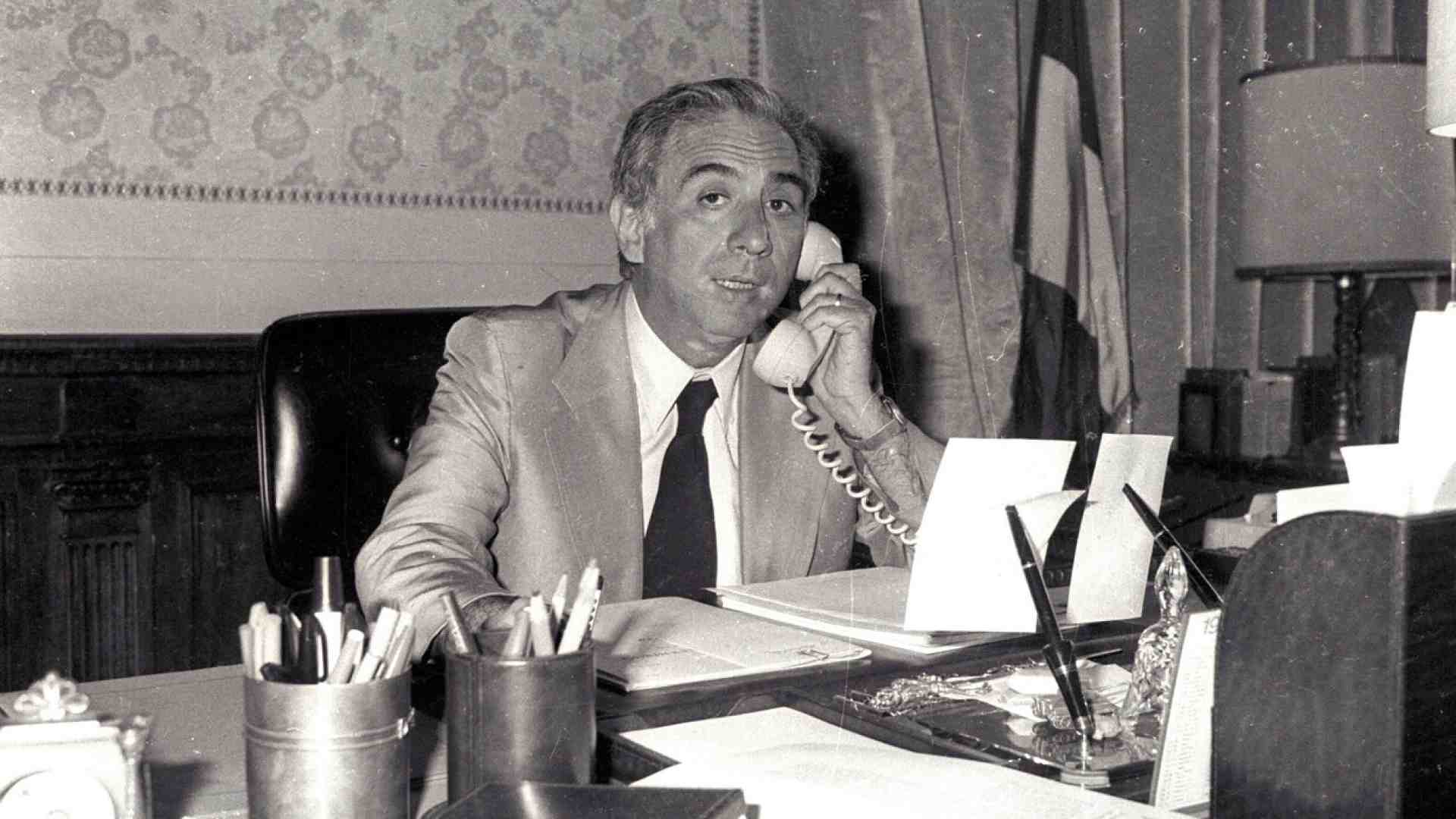 Immagine di Quando suonò il Telefono Rosso di Cossiga