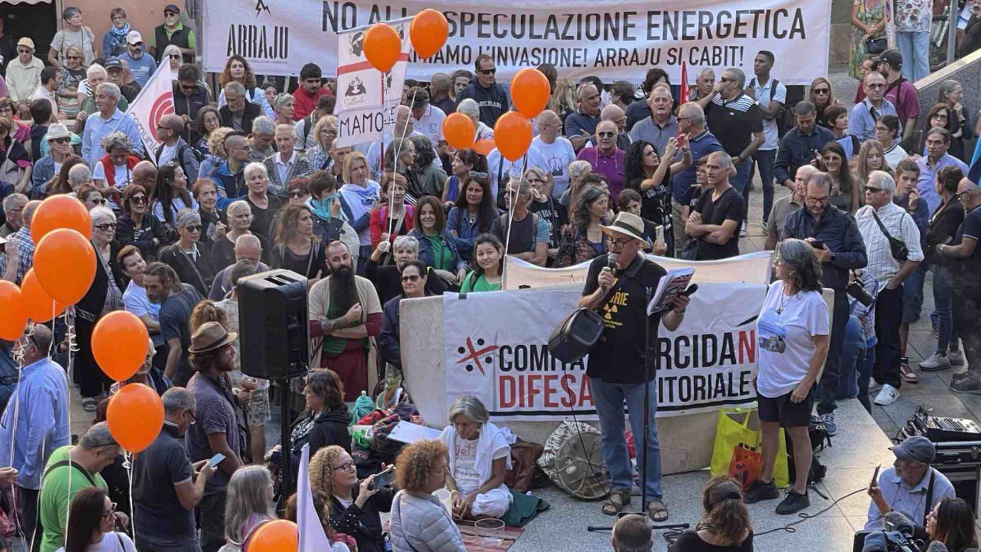 Immagine di Todde for future: la Sardegna vieta le rinnovabili al 506 per cento