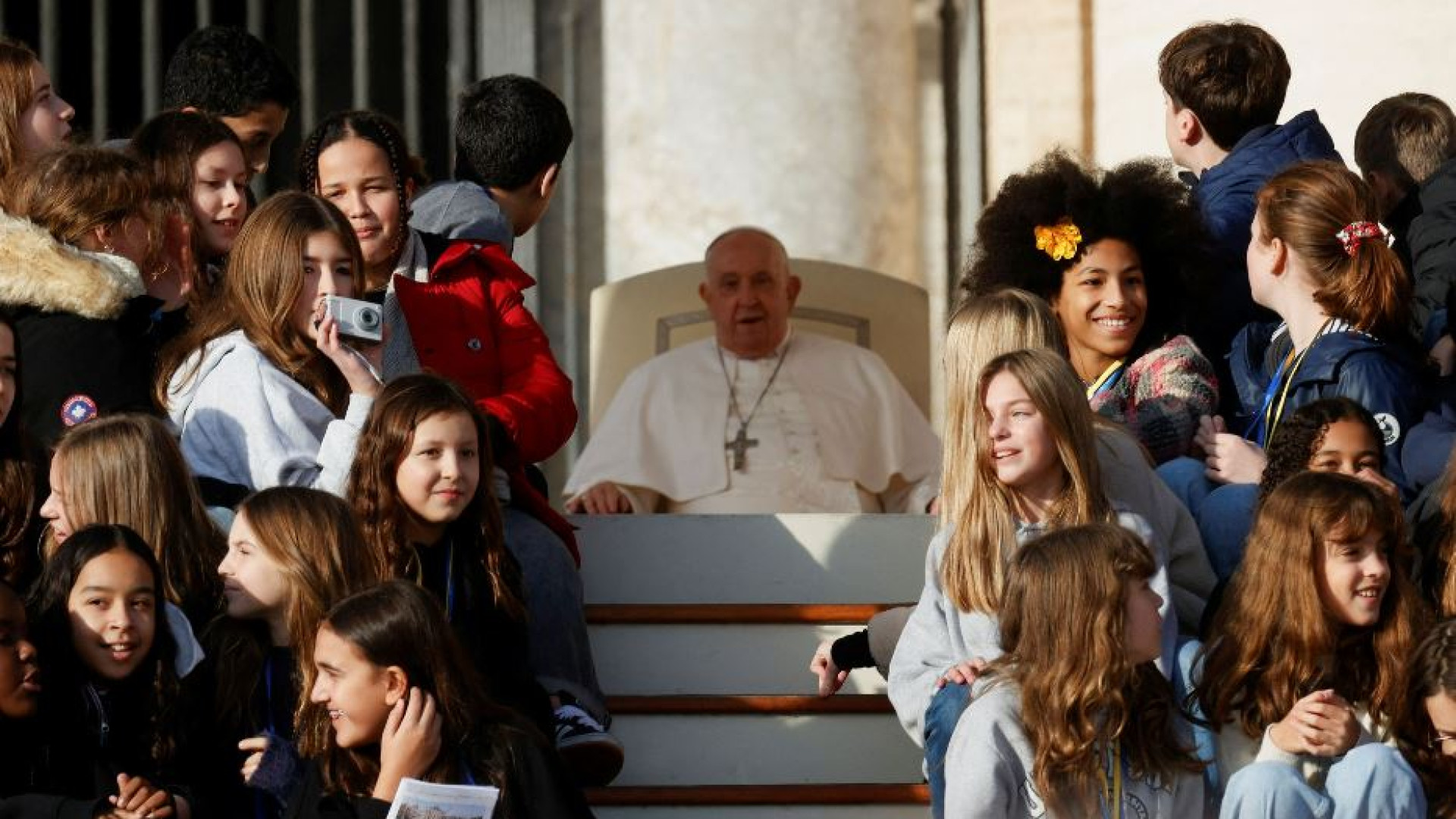Immagine di Il Papa: troppa la sofferenza in Ucraina e Terra Santa. Poi guarda alla Cina