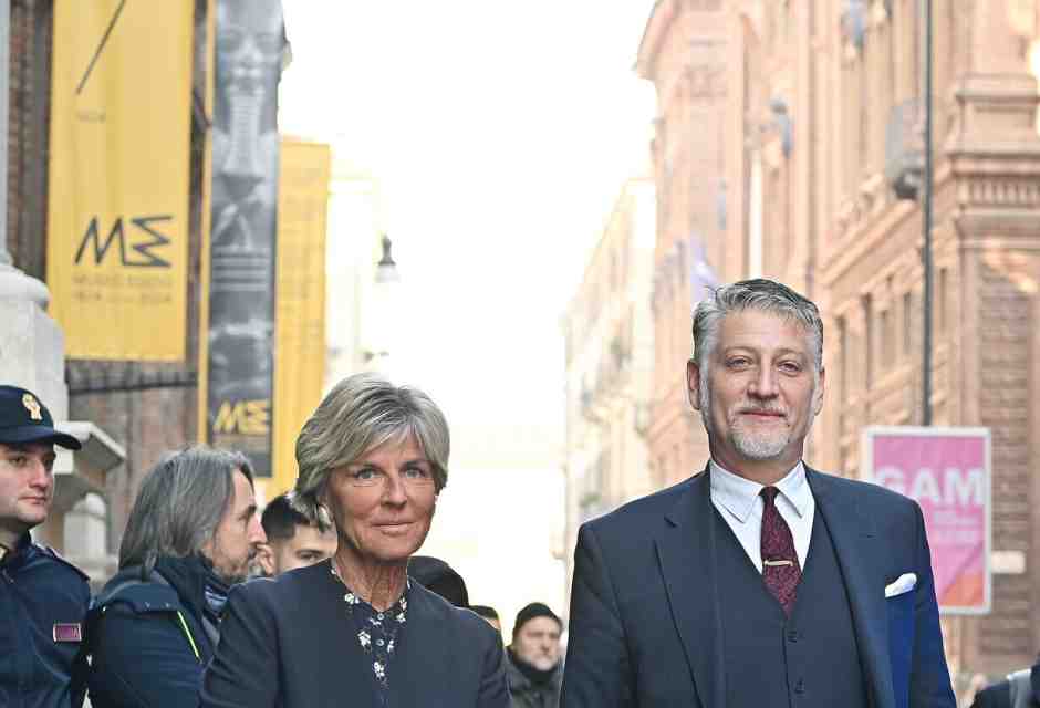 Crosetto bombarda Giuli per il Museo Egizio. Meloni: "Non doveva uscire, chi ha parlato?". Guerra dentro FdI
