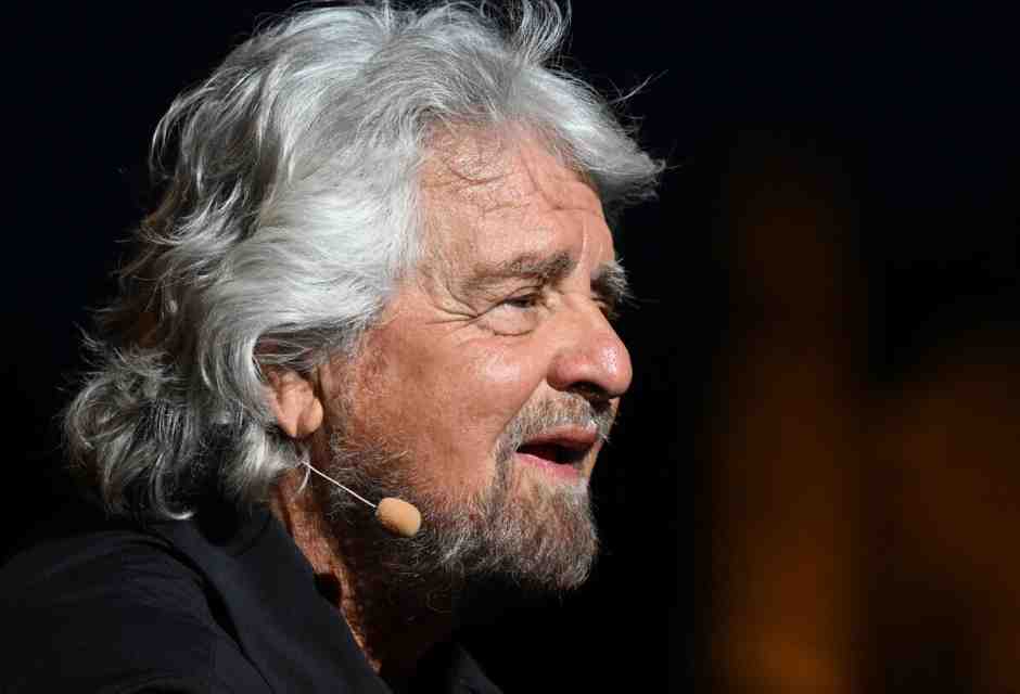 Grillo da fondatore della democrazia diretta a profeta dell'astensionismo contro Conte