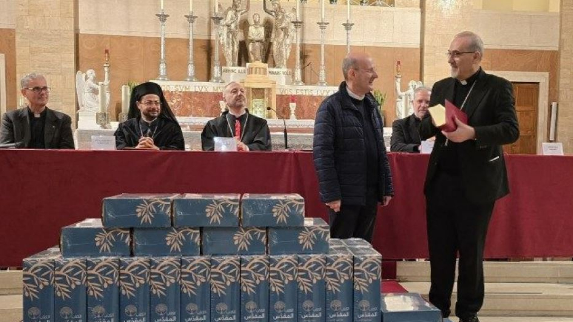 Immagine di La nuova edizione della Bibbia in arabo: «Parola d'amore contro l'odio»